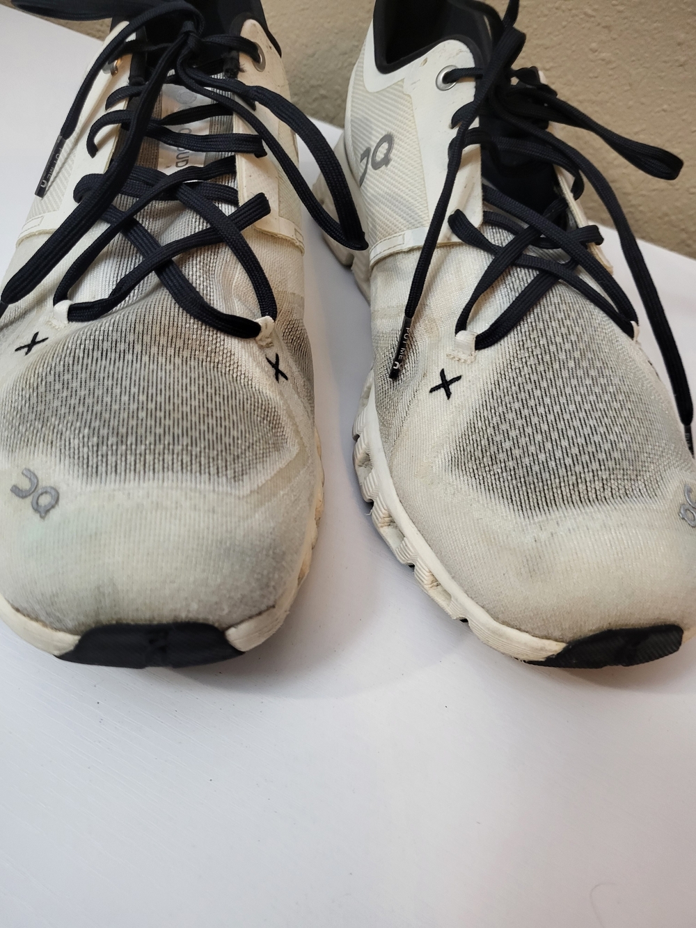 On Cloud X3 Men’s Road Running Shoes Size 11.5 White Black